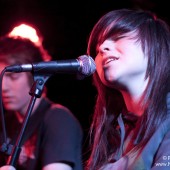Mike Dignam, Gabrielle Aplin and John McKeown live at the Camden Barfly