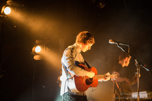 Lewis Watson live at KCLSU, London.